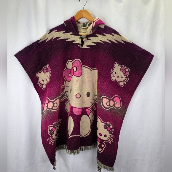 Hello Kitty Bow Cat Cape Poncho Hooded Soft Warm Unisex One Size Fits Most - Picture 2 of 15